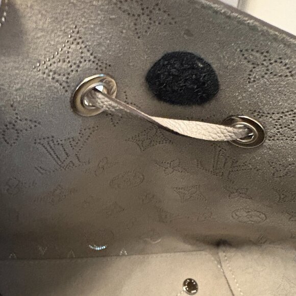 Authentic Louis Vuitton Bella - Galet - Picture 7 of 8